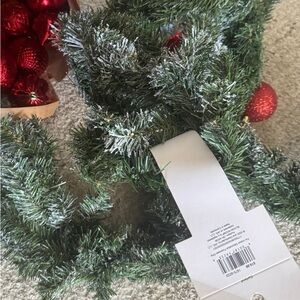 Christmas garland new 9’